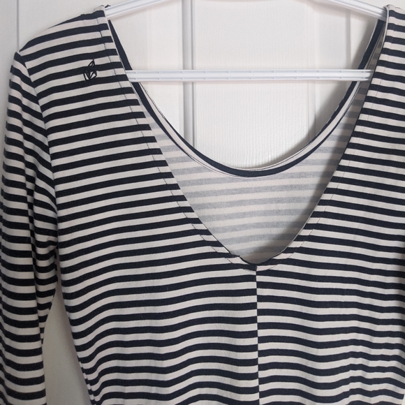 Volcom long sleeve Striped Dress - Picture 3 of 6